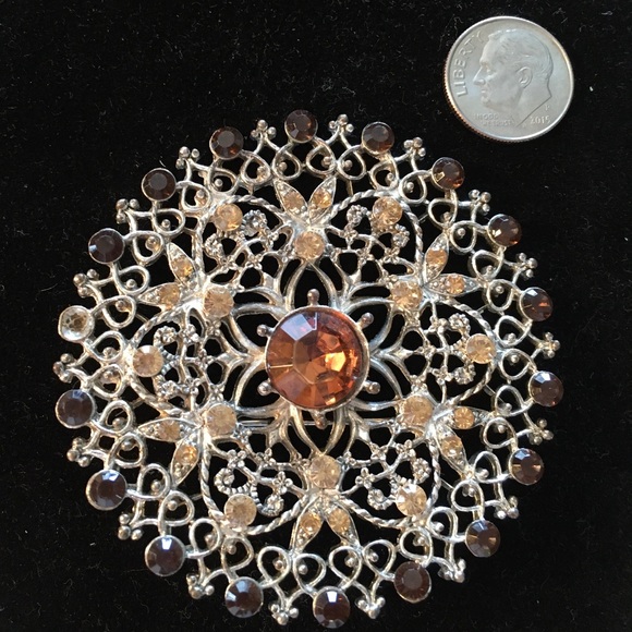 Vintage Amber Brooch - Picture 1 of 3